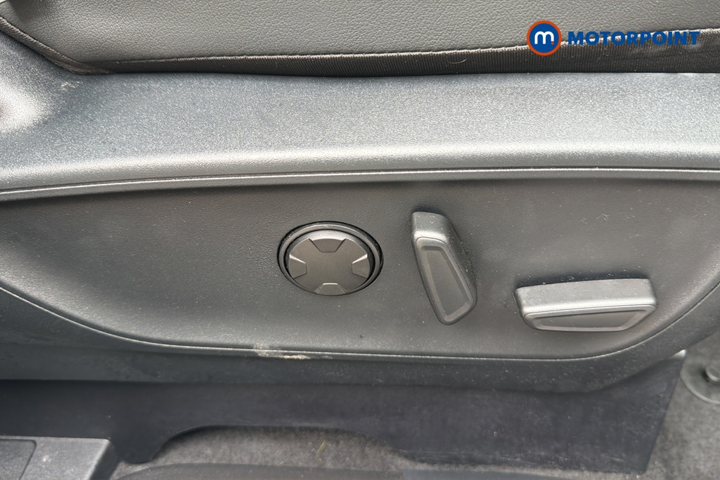 Ford Kuga St-Line Automatic Petrol-Electric Hybrid SUV - Stock Number (1643245) - 23rd supplementary image