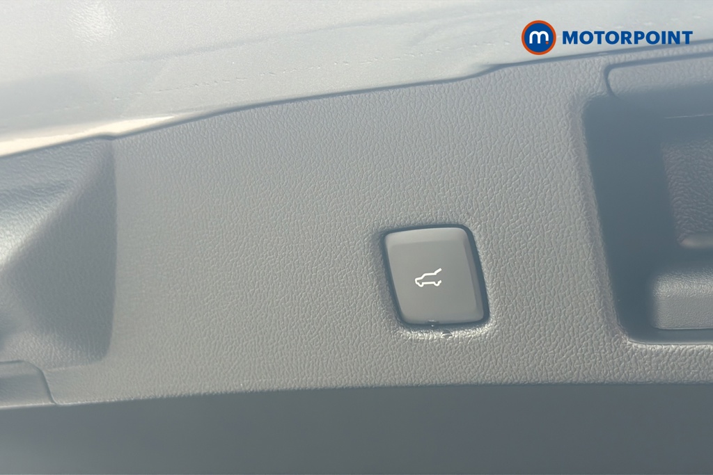 Ford Kuga St-Line Automatic Petrol-Electric Hybrid SUV - Stock Number (1643245) - 35th supplementary image