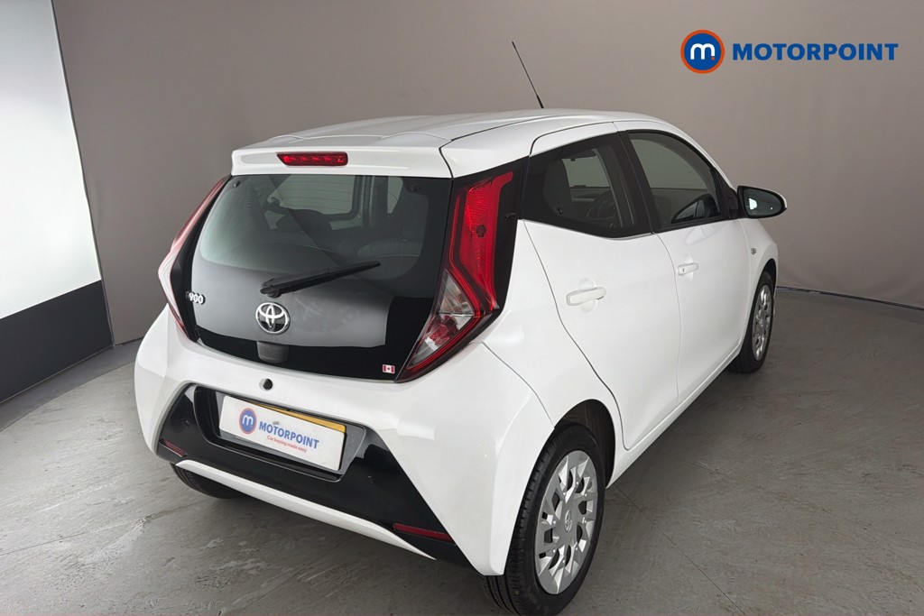 Toyota Aygo X-Play Manual Petrol Hatchback - Stock Number (1643263) - 38th supplementary image
