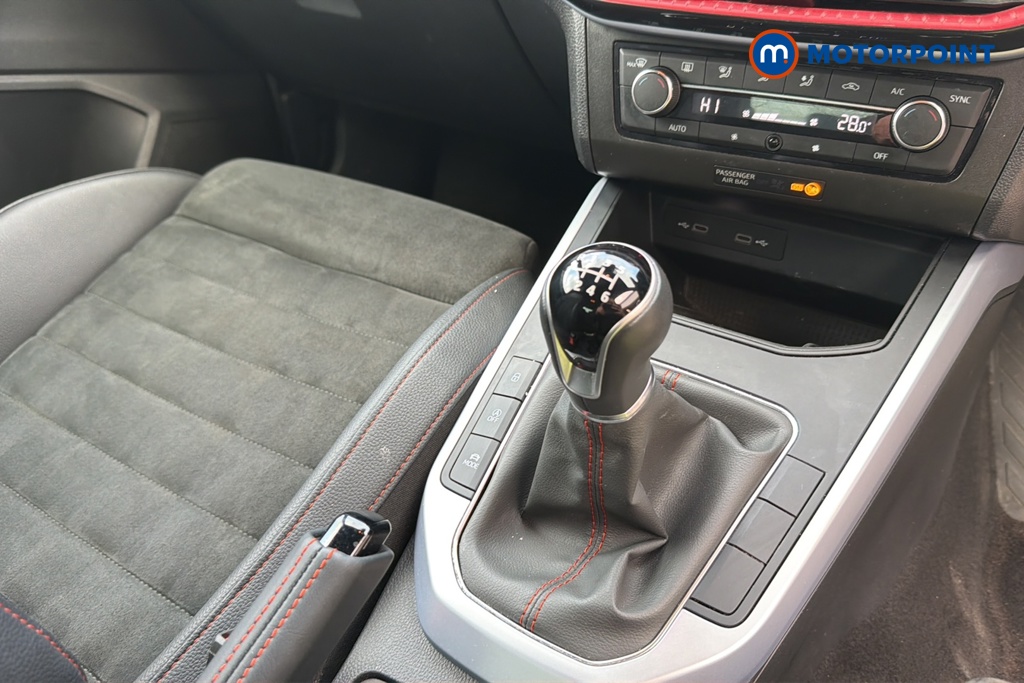 Seat Arona Fr Edition Manual Petrol SUV - Stock Number (1643601) - 15th supplementary image