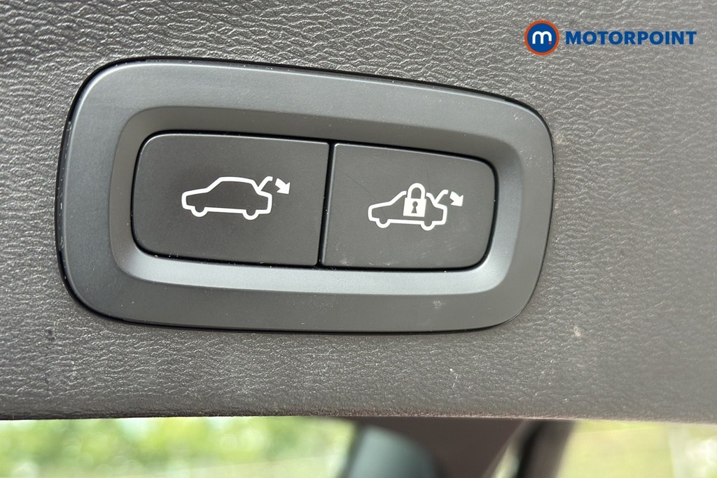 Volvo Xc40 Plus Automatic Petrol Plug-In Hybrid SUV - Stock Number (1643630) - 35th supplementary image