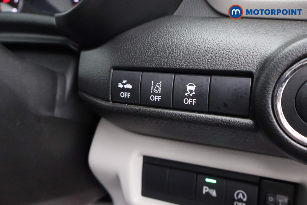 Suzuki Swift Motion Manual Petrol Hatchback - Stock Number (1643665) - 5th supplementary image