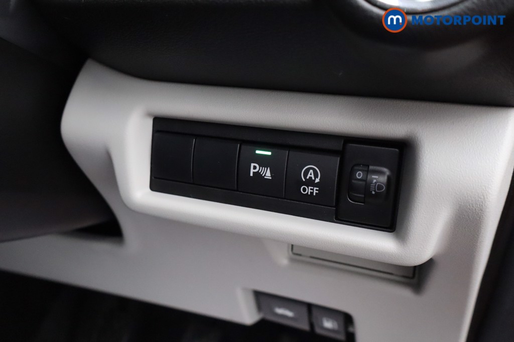 Suzuki Swift Motion Manual Petrol Hatchback - Stock Number (1643665) - 6th supplementary image