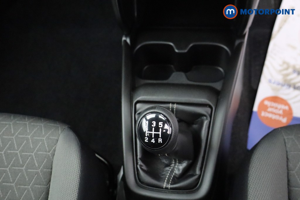 Suzuki Swift Motion Manual Petrol Hatchback - Stock Number (1643665) - 15th supplementary image