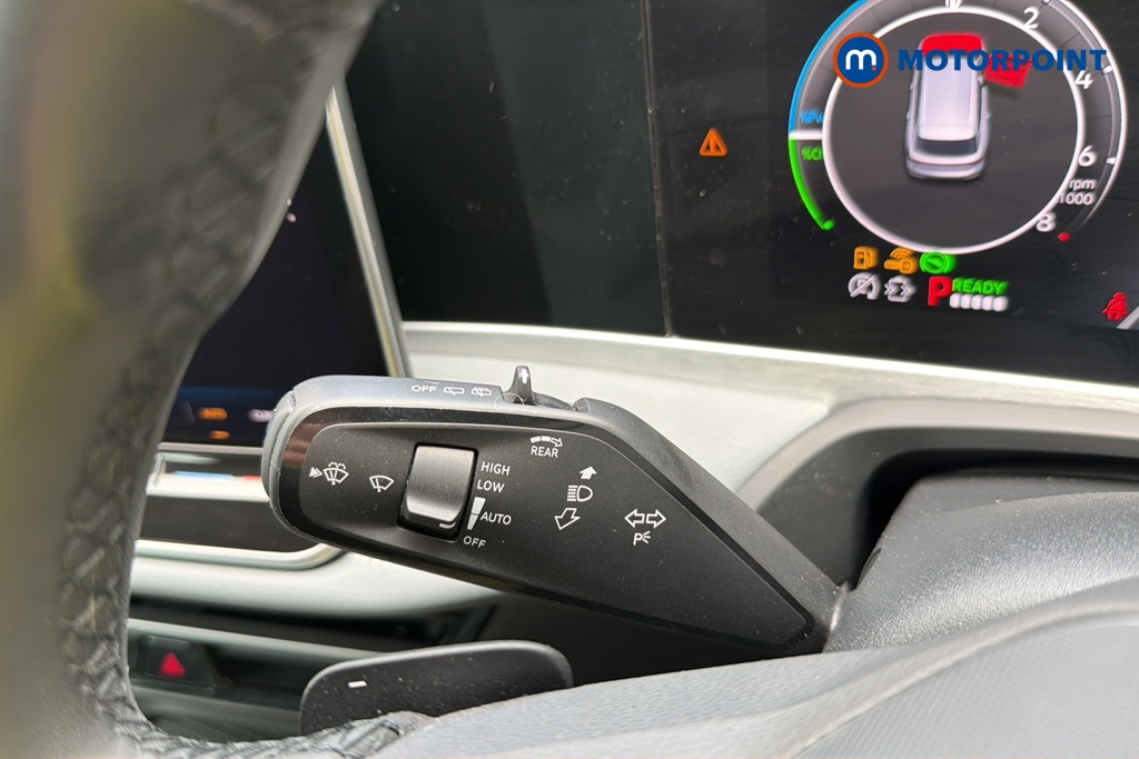 Volkswagen Passat Life Automatic Petrol Plug-In Hybrid Estate - Stock Number (1643785) - 5th supplementary image