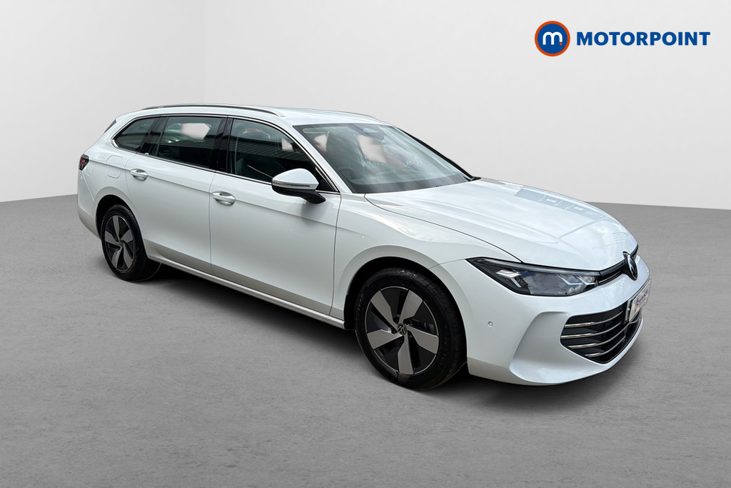 Volkswagen Passat Life Automatic Petrol Plug-In Hybrid Estate - Stock Number (1643785) - Drivers side front corner