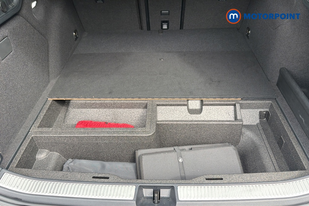 Volkswagen Passat Life Automatic Petrol Plug-In Hybrid Estate - Stock Number (1643785) - 33rd supplementary image