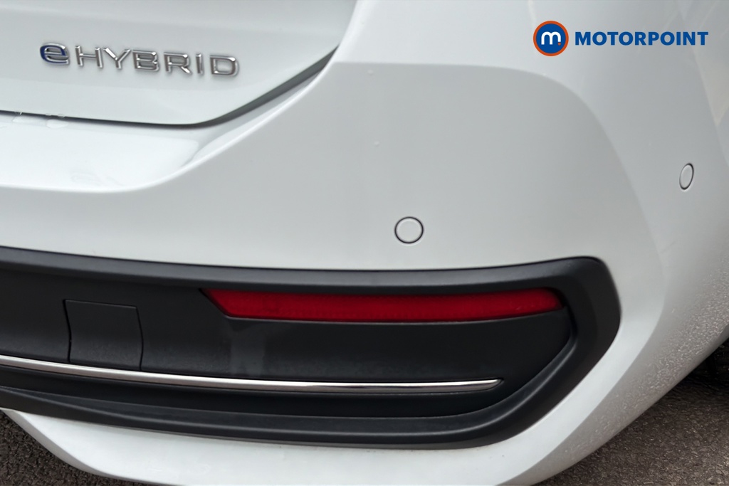 Volkswagen Passat Life Automatic Petrol Plug-In Hybrid Estate - Stock Number (1643785) - 39th supplementary image