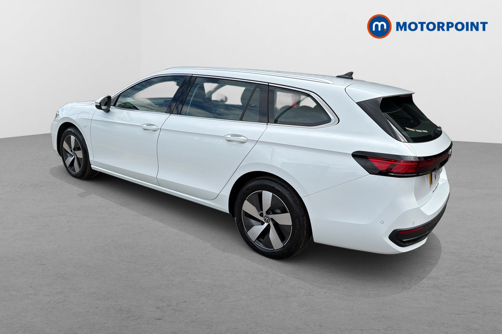 Volkswagen Passat Life Automatic Petrol Plug-In Hybrid Estate - Stock Number (1643785) - Drivers side rear corner