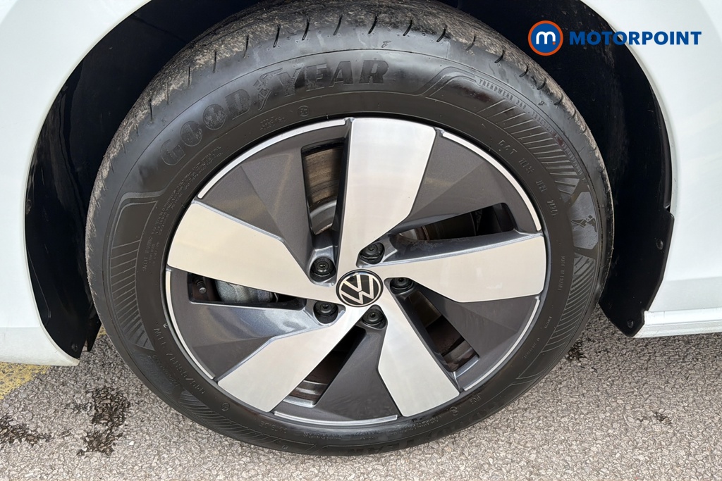 Volkswagen Passat Life Automatic Petrol Plug-In Hybrid Estate - Stock Number (1643785) - 44th supplementary image