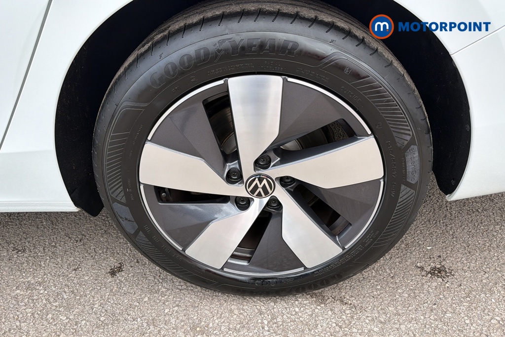Volkswagen Passat Life Automatic Petrol Plug-In Hybrid Estate - Stock Number (1643785) - 45th supplementary image