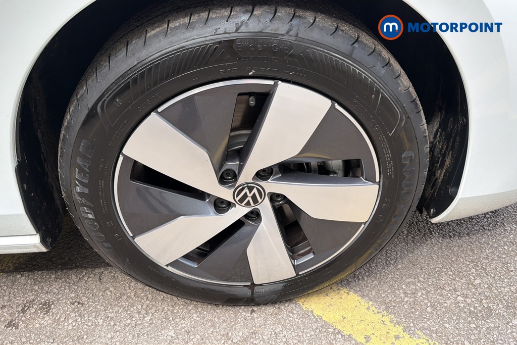 Volkswagen Passat Life Automatic Petrol Plug-In Hybrid Estate - Stock Number (1643785) - 47th supplementary image
