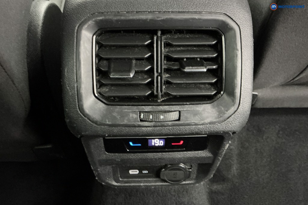 Volkswagen Tiguan Allspace Life Automatic Petrol SUV - Stock Number (1643883) - 10th supplementary image