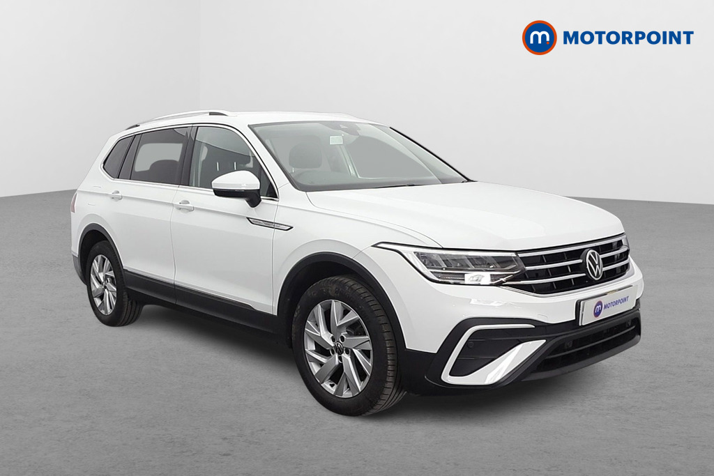 Volkswagen Tiguan Allspace Life Automatic Petrol SUV - Stock Number (1643883) - Drivers side front corner
