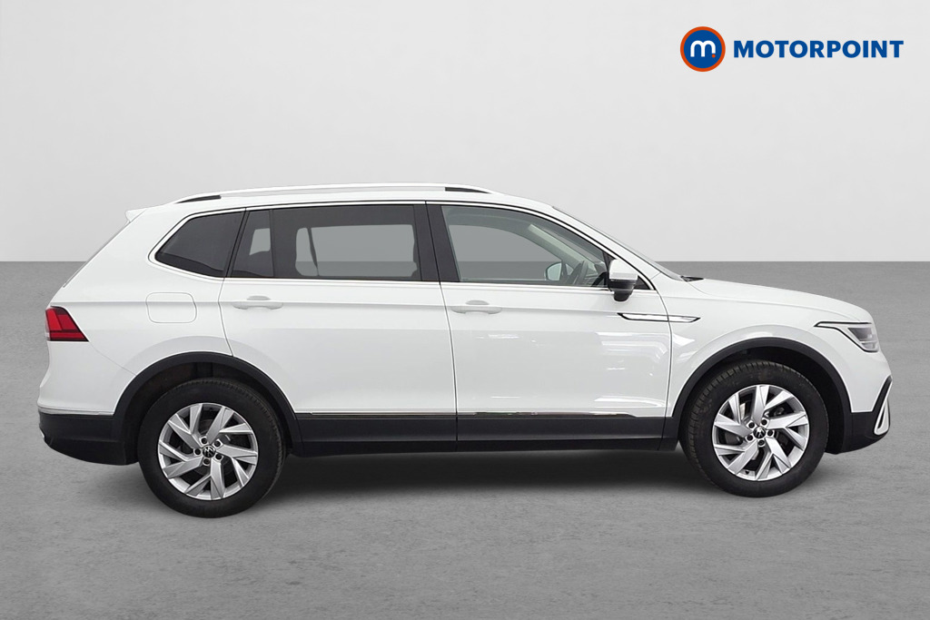 Volkswagen Tiguan Allspace Life Automatic Petrol SUV - Stock Number (1643883) - Drivers side