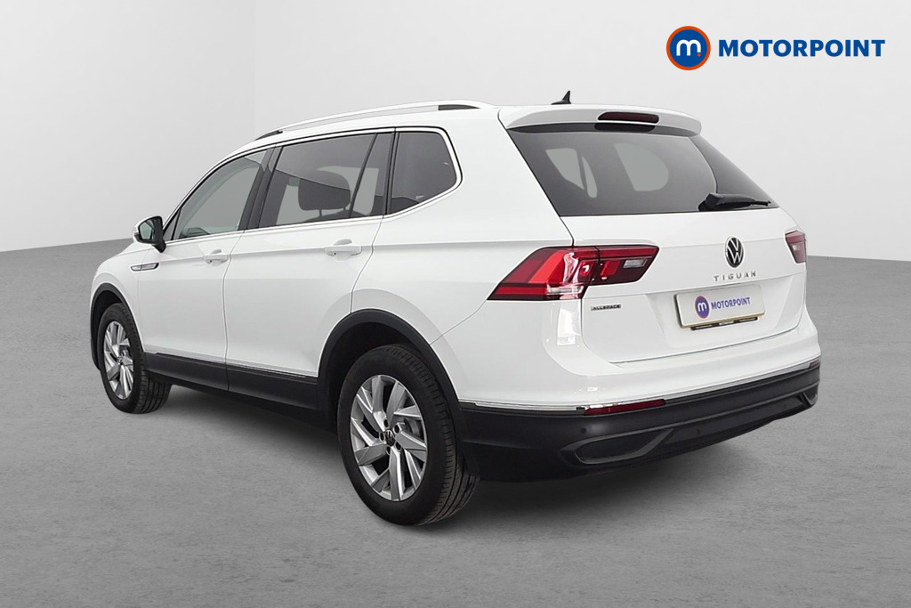 Volkswagen Tiguan Allspace Life Automatic Petrol SUV - Stock Number (1643883) - Passenger side rear corner