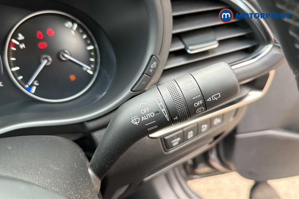Mazda 3 Exclusive-Line Automatic Petrol Hatchback - Stock Number (1643981) - 6th supplementary image