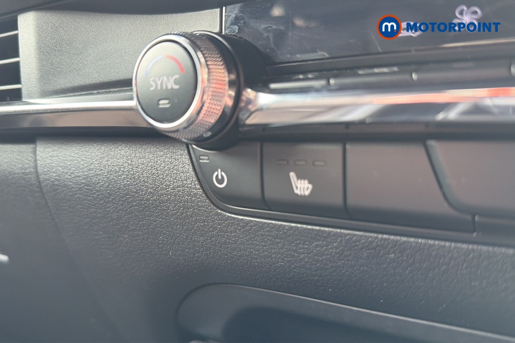 Mazda 3 Exclusive-Line Automatic Petrol Hatchback - Stock Number (1643981) - 14th supplementary image