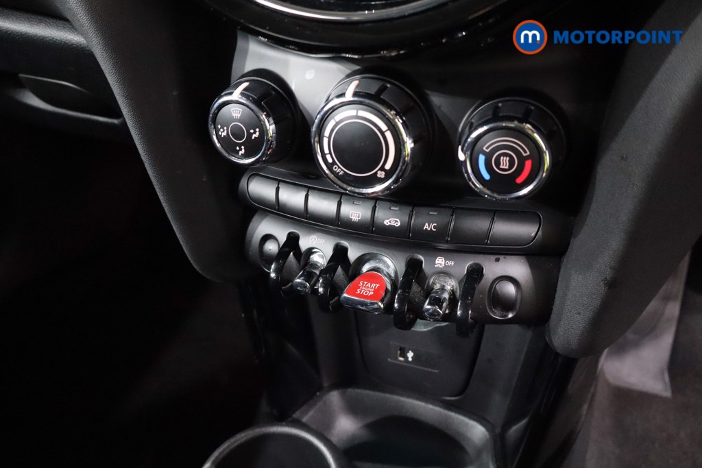 Mini Hatchback Cooper Classic Manual Petrol Hatchback - Stock Number (1644118) - 18th supplementary image