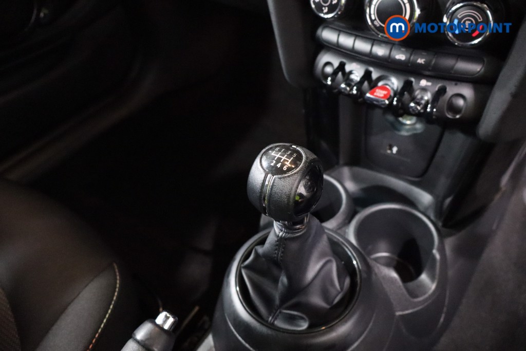 Mini Hatchback Cooper Classic Manual Petrol Hatchback - Stock Number (1644118) - 20th supplementary image