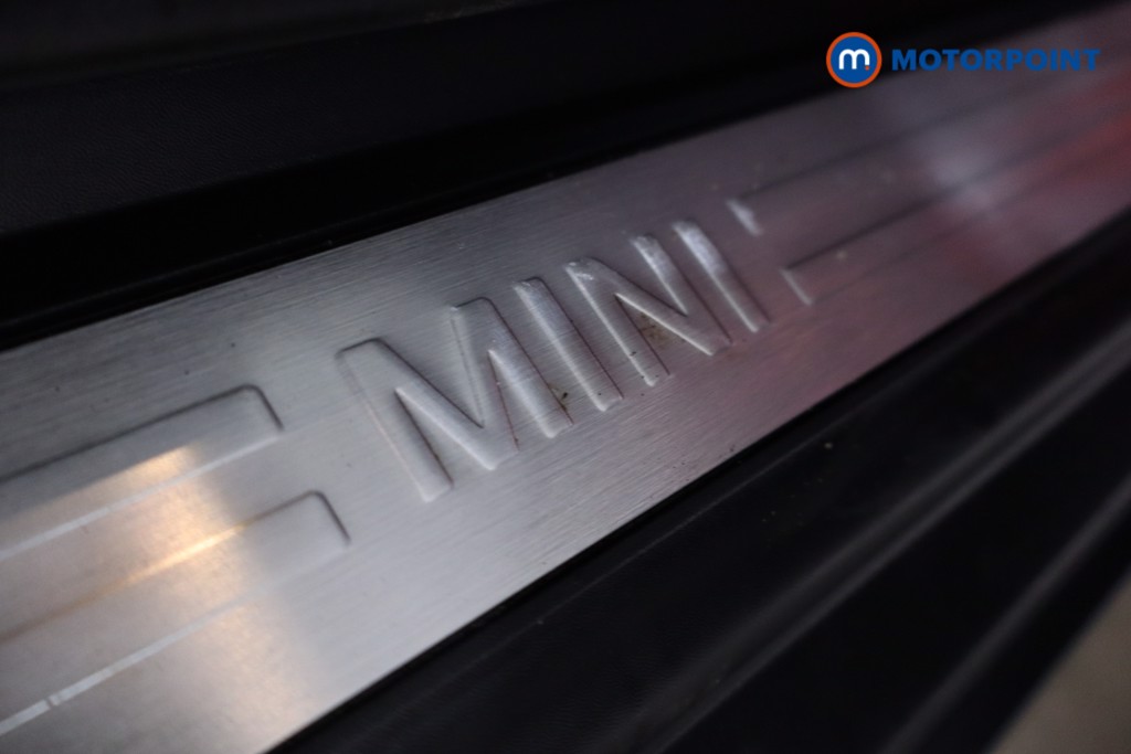Mini Hatchback Cooper Classic Manual Petrol Hatchback - Stock Number (1644118) - 24th supplementary image
