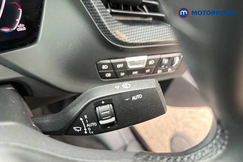 BMW 2 Series Sport Automatic Petrol Saloon - Stock Number (1644328) - 6th supplementary image