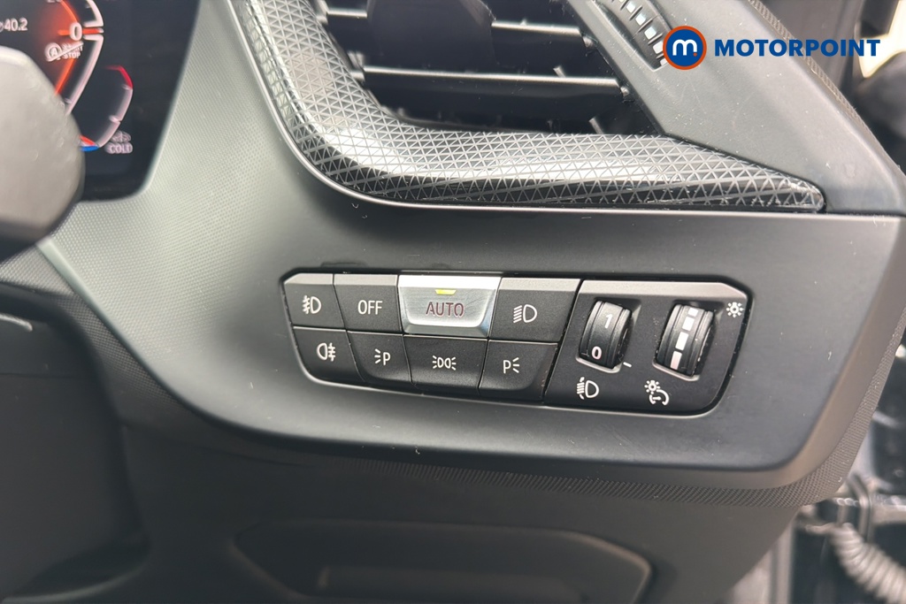 BMW 2 Series Sport Automatic Petrol Saloon - Stock Number (1644328) - 11th supplementary image