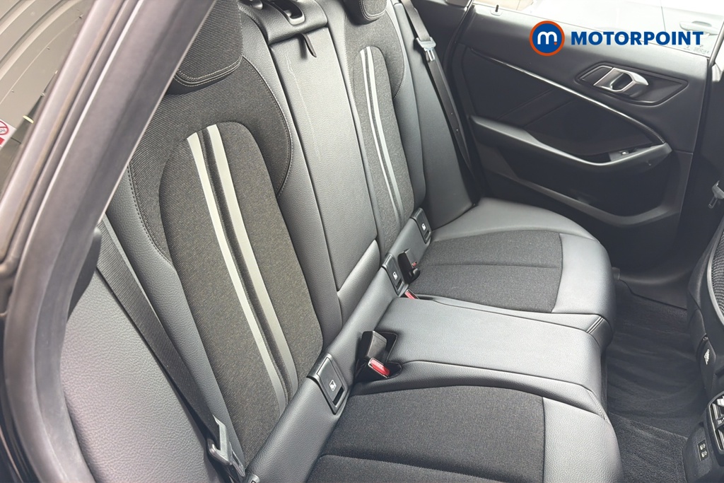 BMW 2 Series Sport Automatic Petrol Saloon - Stock Number (1644328) - 25th supplementary image