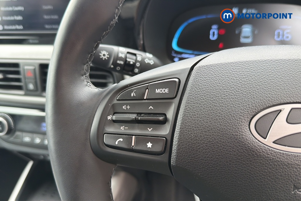 Hyundai I10 Premium Automatic Petrol Hatchback - Stock Number (1644383) - 4th supplementary image