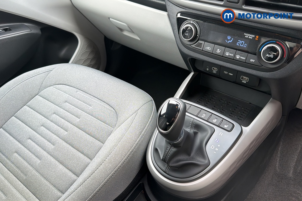 Hyundai I10 Premium Automatic Petrol Hatchback - Stock Number (1644383) - 15th supplementary image