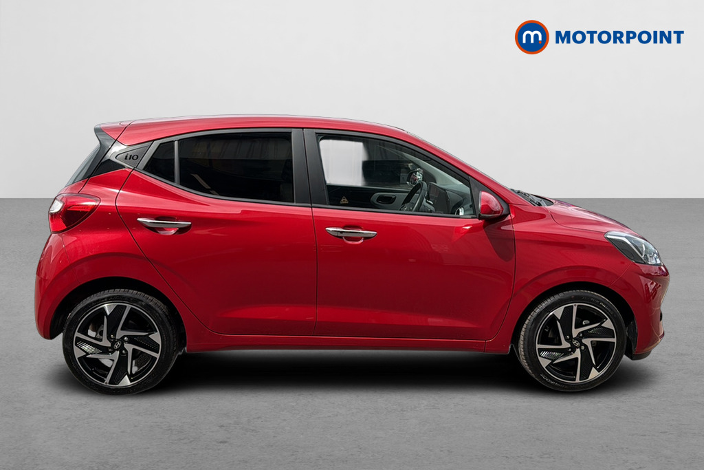 Hyundai I10 Premium Automatic Petrol Hatchback - Stock Number (1644383) - Passenger side