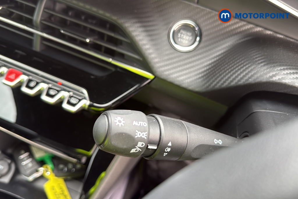 Peugeot 2008 Allure Premium-Plus Manual Petrol SUV - Stock Number (1594614) - 11th supplementary image