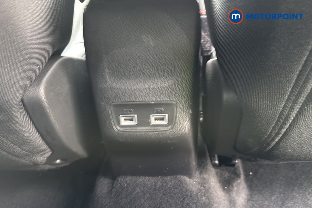 Peugeot 2008 Allure Premium-Plus Manual Petrol SUV - Stock Number (1594614) - 28th supplementary image