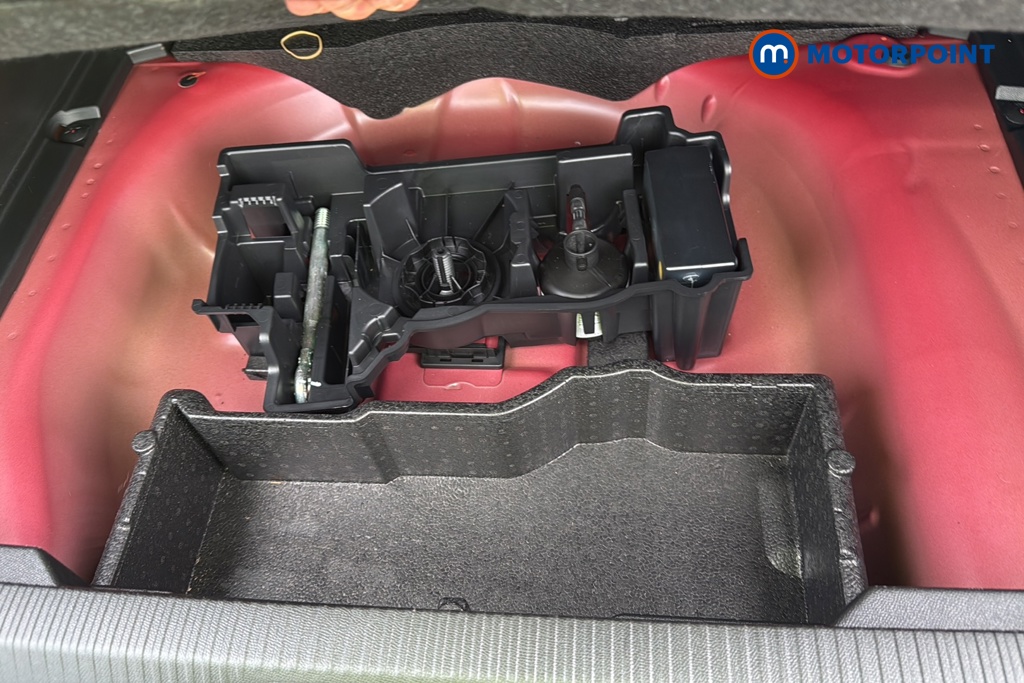 Peugeot 2008 Allure Premium-Plus Manual Petrol SUV - Stock Number (1594614) - 33rd supplementary image