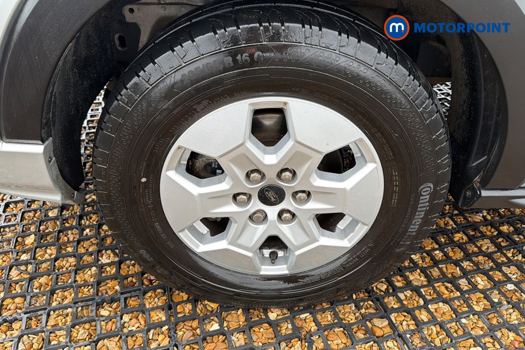 Ford Transit Limited Automatic Diesel Medium Roof Van - Stock Number (1608650) - 44th supplementary image