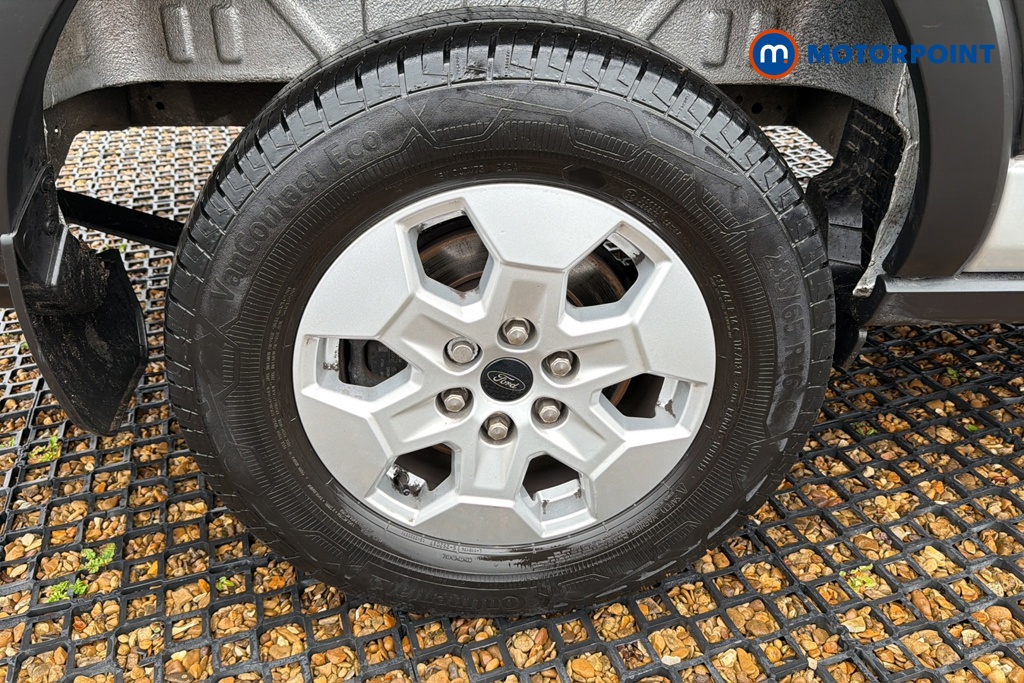 Ford Transit Limited Automatic Diesel Medium Roof Van - Stock Number (1608650) - 46th supplementary image