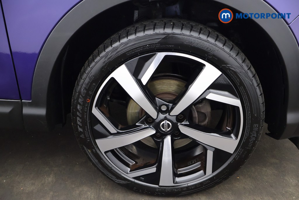 Nissan Qashqai Tekna Manual Petrol SUV - Stock Number (1612651) - 13th supplementary image