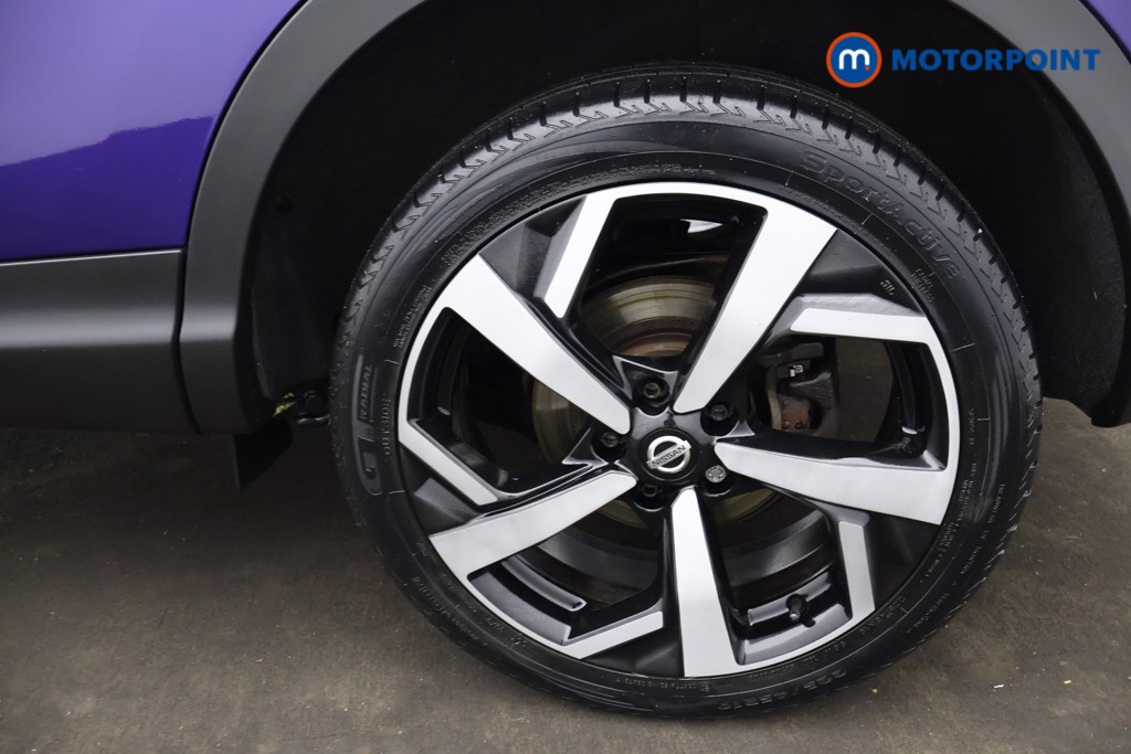 Nissan Qashqai Tekna Manual Petrol SUV - Stock Number (1612651) - 15th supplementary image