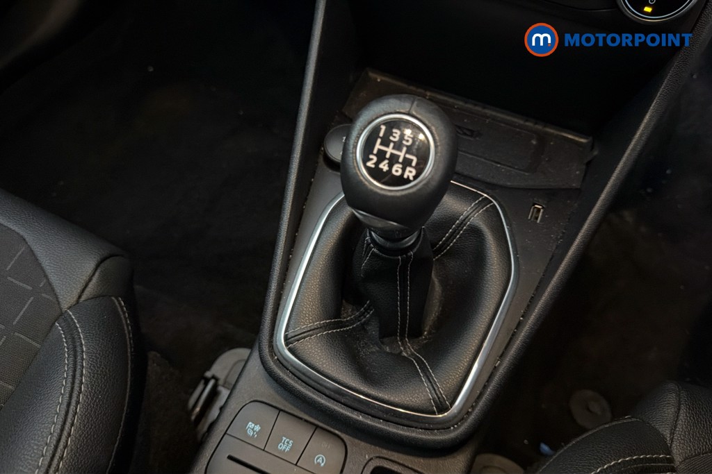 Ford Fiesta Titanium X Manual Petrol Hatchback - Stock Number (1615298) - 15th supplementary image