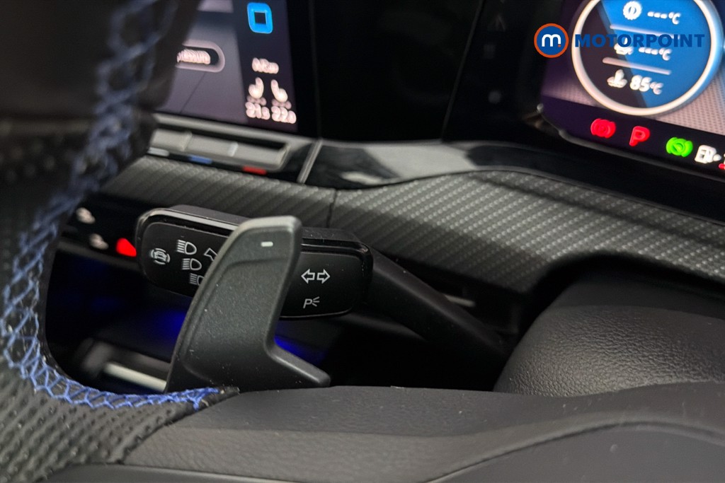 Volkswagen Golf R Automatic Petrol Hatchback - Stock Number (1625762) - 6th supplementary image