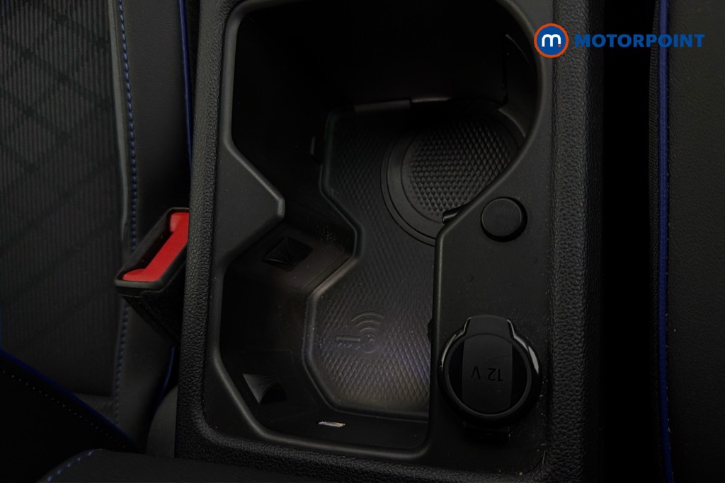Volkswagen Golf R Automatic Petrol Hatchback - Stock Number (1625762) - 16th supplementary image