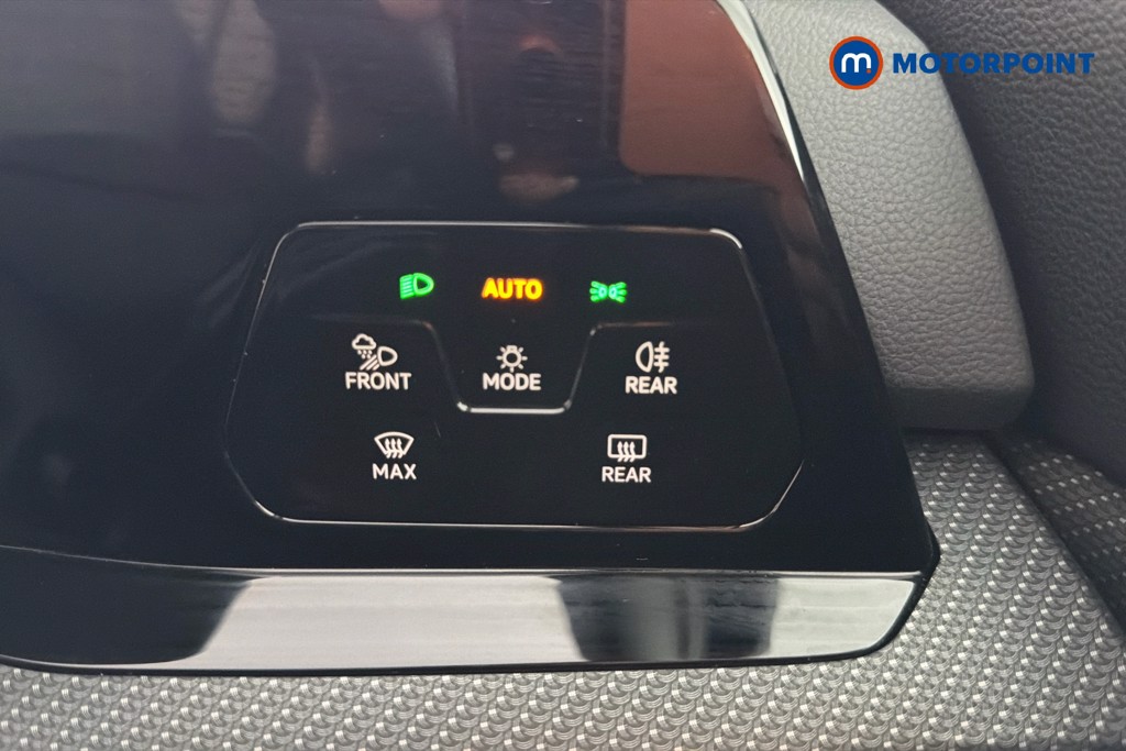 Volkswagen Golf R Automatic Petrol Hatchback - Stock Number (1625762) - 18th supplementary image