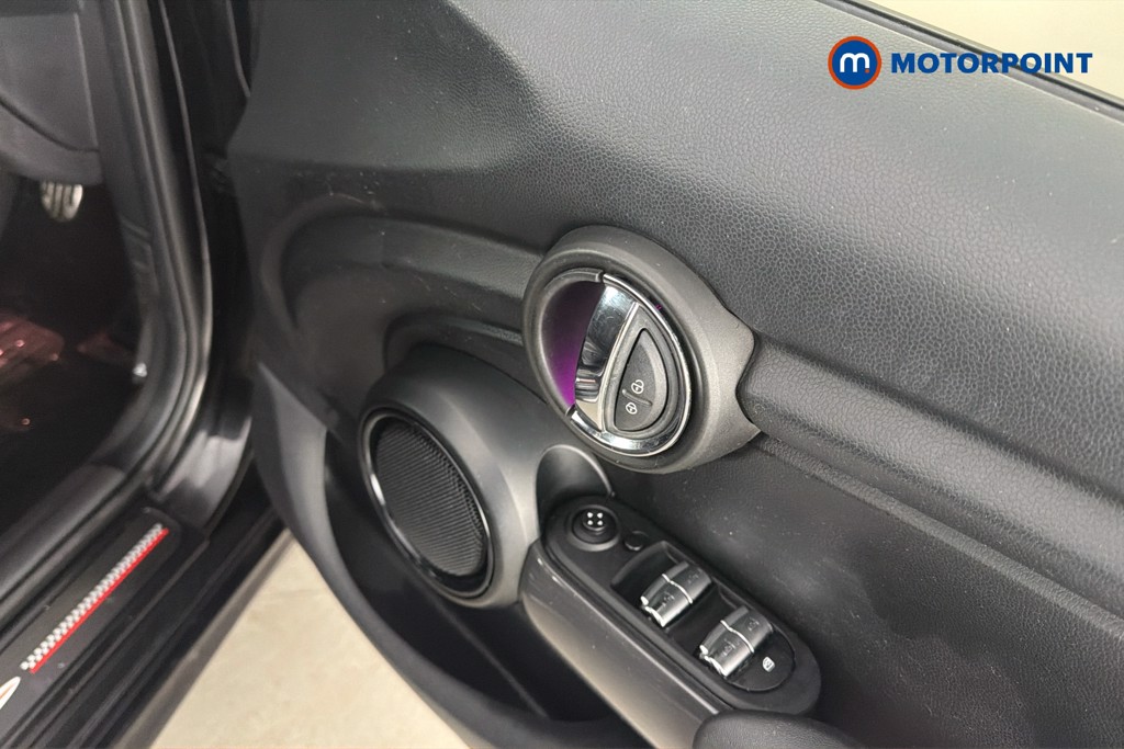 Mini Hatchback Cooper Sport Manual Petrol Hatchback - Stock Number (1631477) - 42nd supplementary image