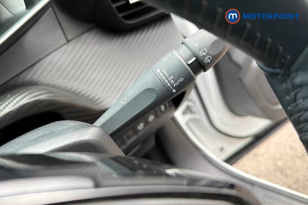 Peugeot 2008 Allure Premium-Plus Manual Petrol SUV - Stock Number (1632091) - 6th supplementary image