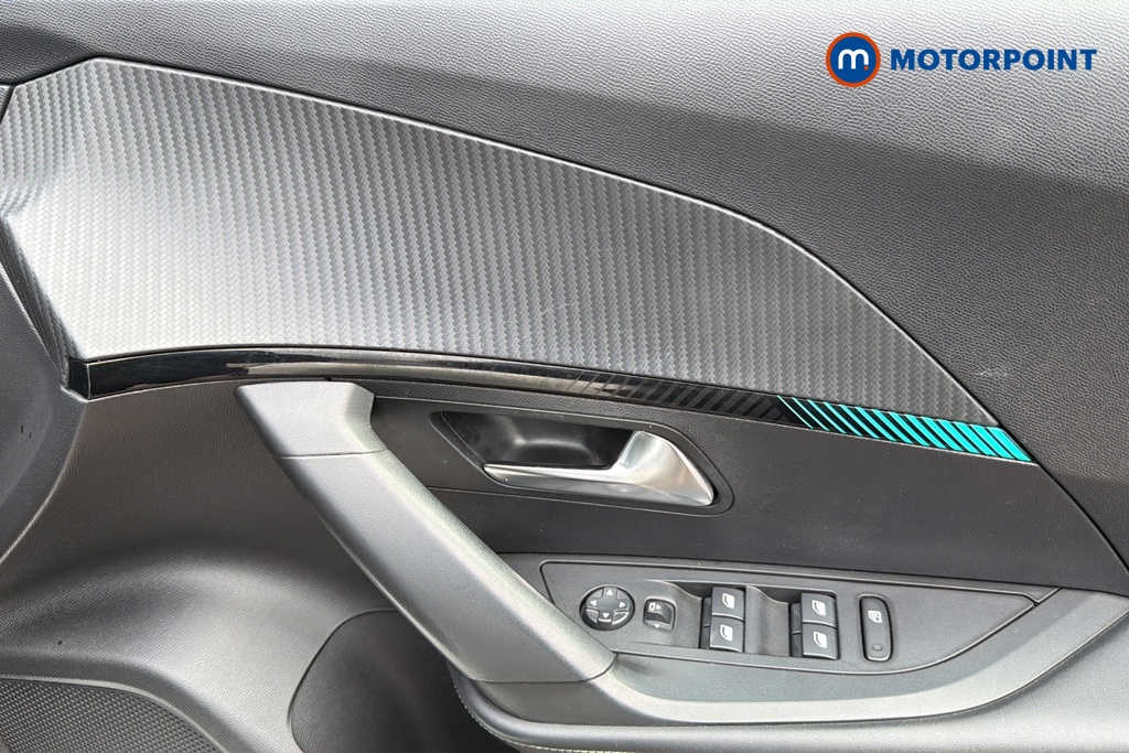 Peugeot 2008 Allure Premium-Plus Manual Petrol SUV - Stock Number (1632091) - 19th supplementary image