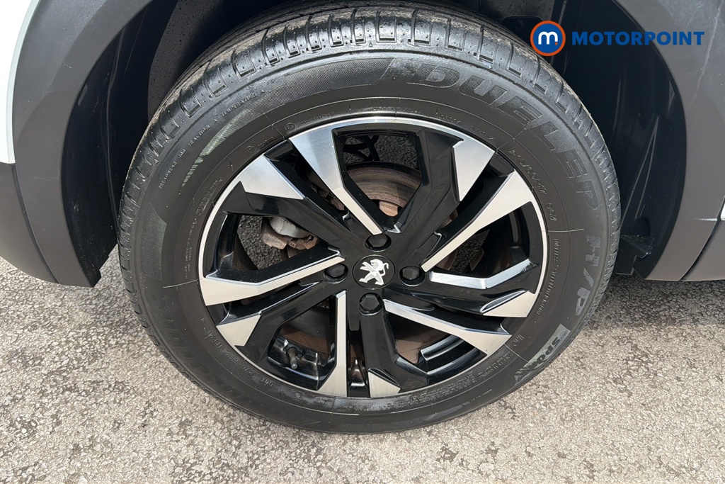 Peugeot 2008 Allure Premium-Plus Manual Petrol SUV - Stock Number (1632091) - 46th supplementary image