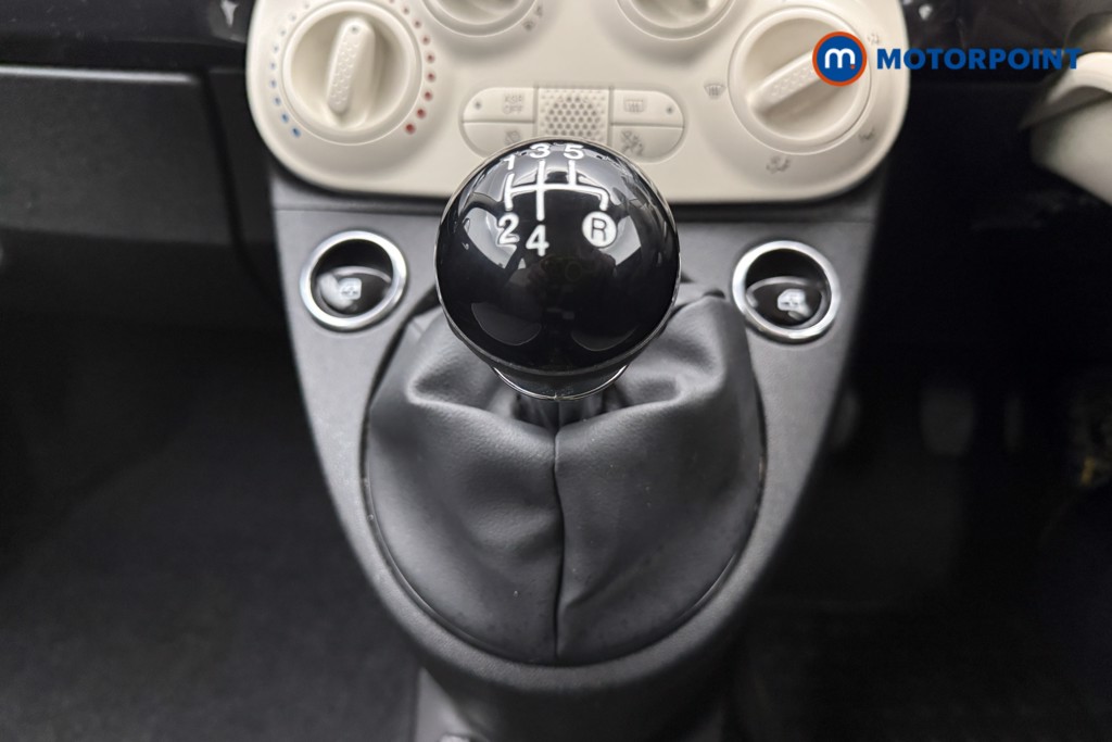 Fiat 500 Lounge Manual Petrol Hatchback - Stock Number (1634039) - 5th supplementary image