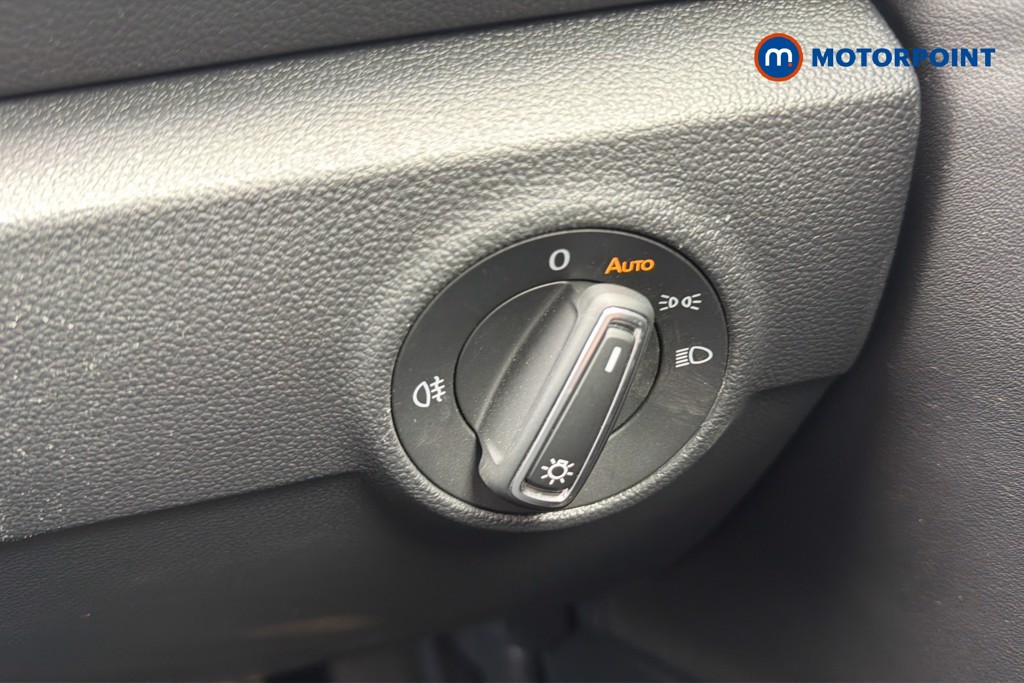 Volkswagen T-Roc R-Line Automatic Petrol SUV - Stock Number (1634400) - 18th supplementary image
