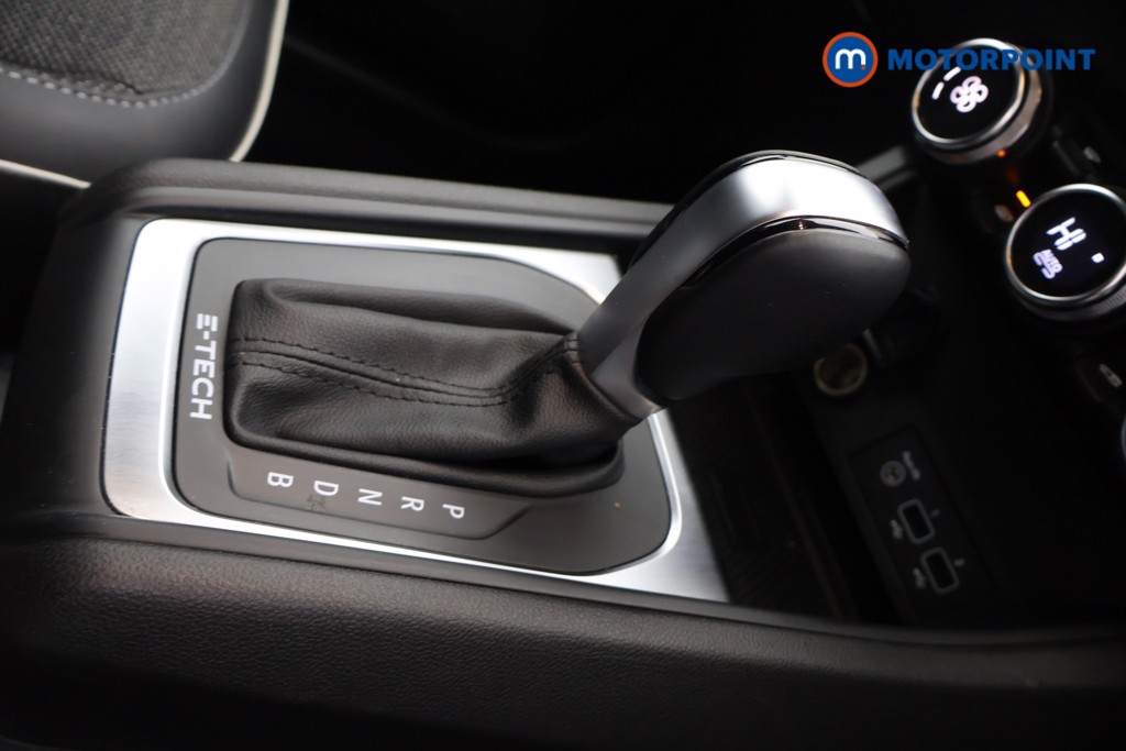 Renault Captur Se Edition Automatic Petrol Plug-In Hybrid SUV - Stock Number (1634972) - 7th supplementary image