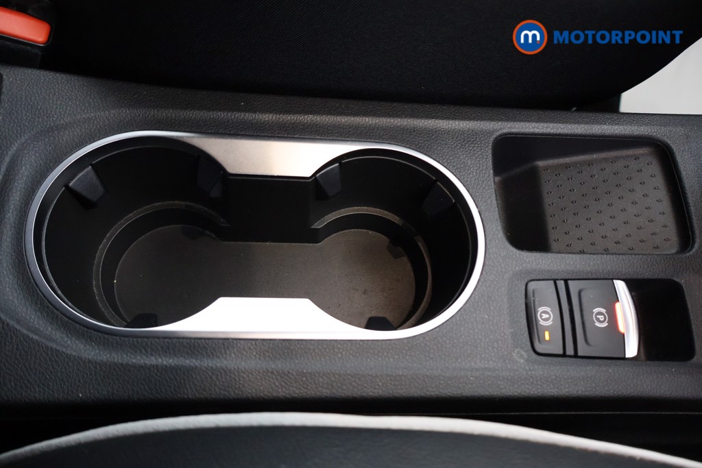 Renault Captur Se Edition Automatic Petrol Plug-In Hybrid SUV - Stock Number (1634972) - 8th supplementary image